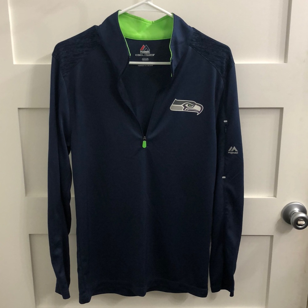 Women’s Seahawks Pullover. Small. EUC.